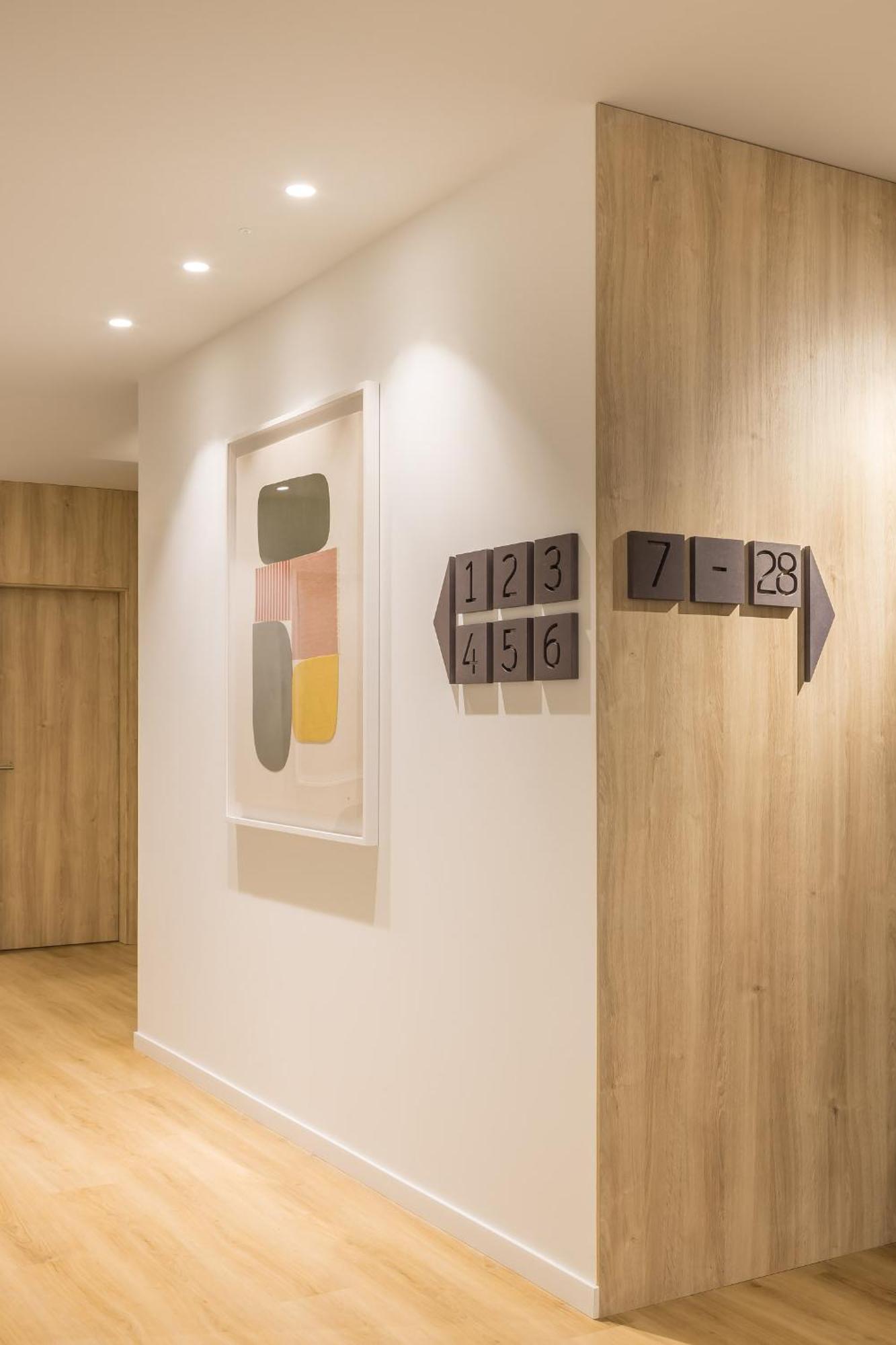 Mon Suites Jardin De Ayora Valencia Exterior photo